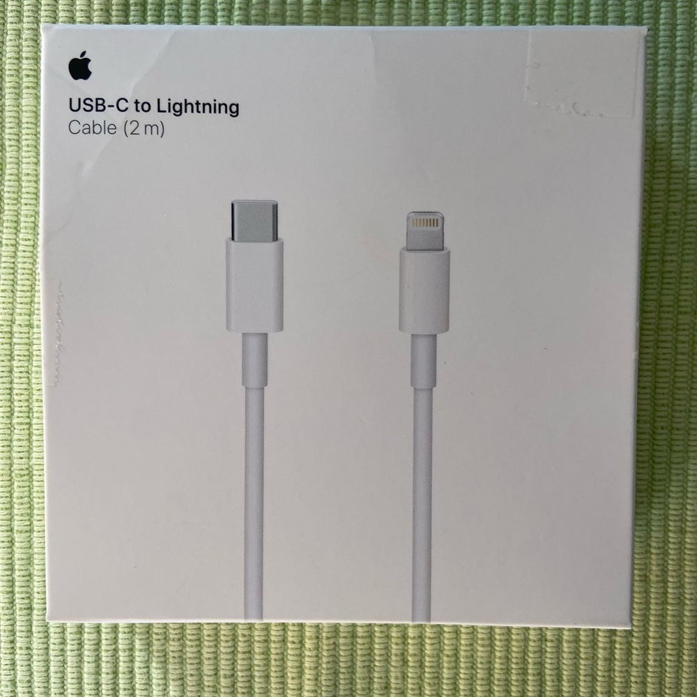 USB-C to Lightning. Cable (2m)